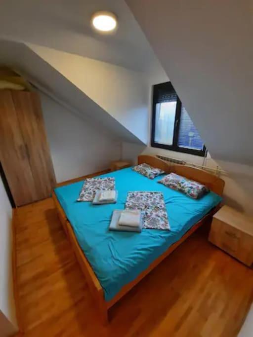 City Centre Loft Skopje Bagian luar foto